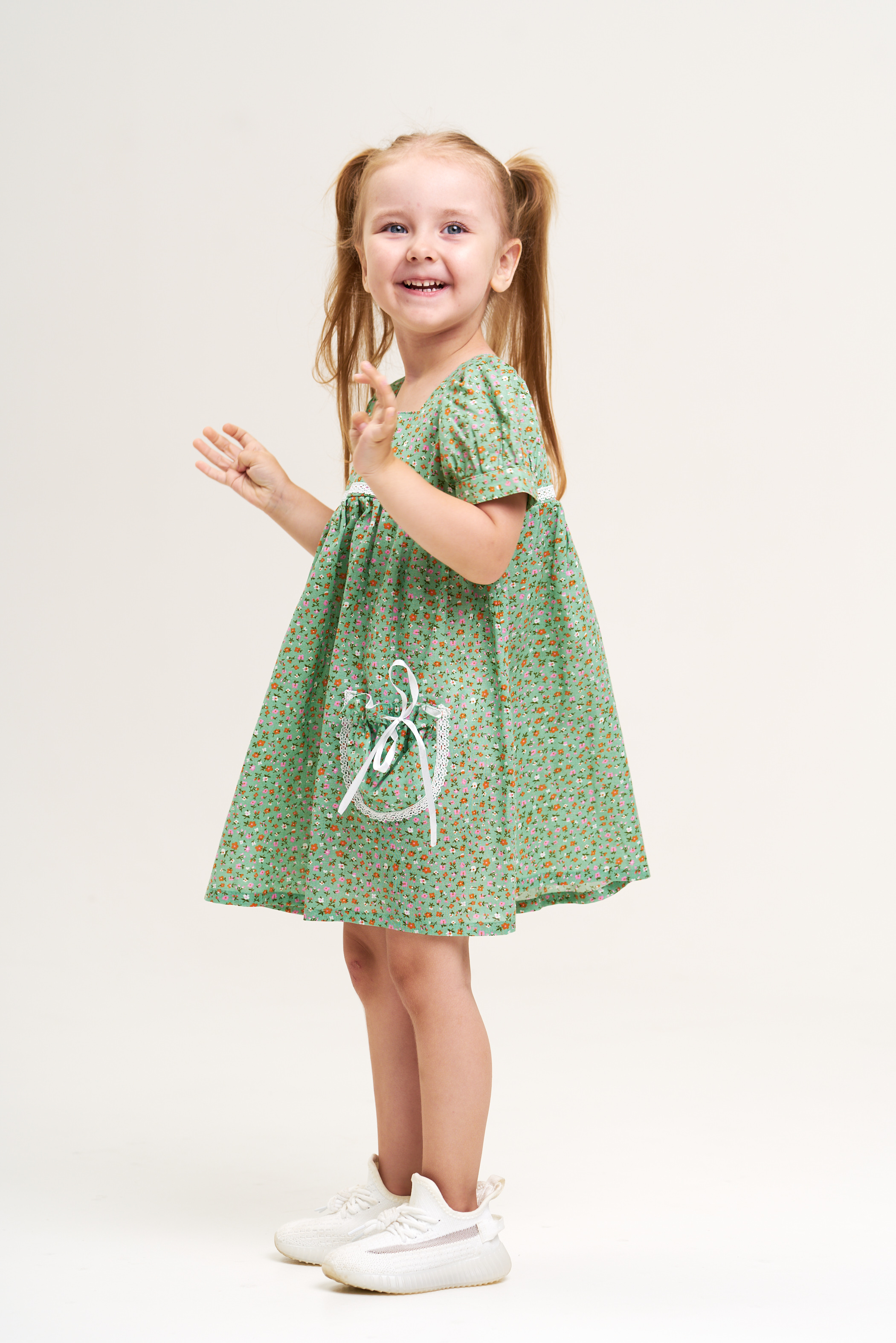 Girl’s Dress